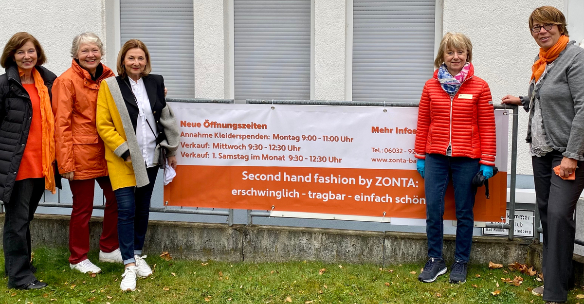 Banner Öffnungszeiten Kleiderkammer